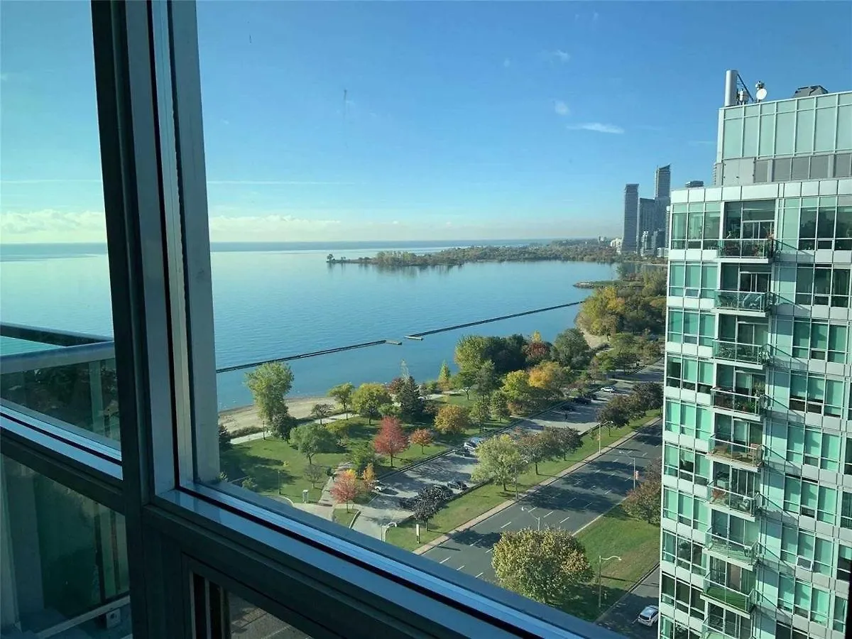 Modern Stylish Condo - 5 Min From Cn Tower Toronto Canada