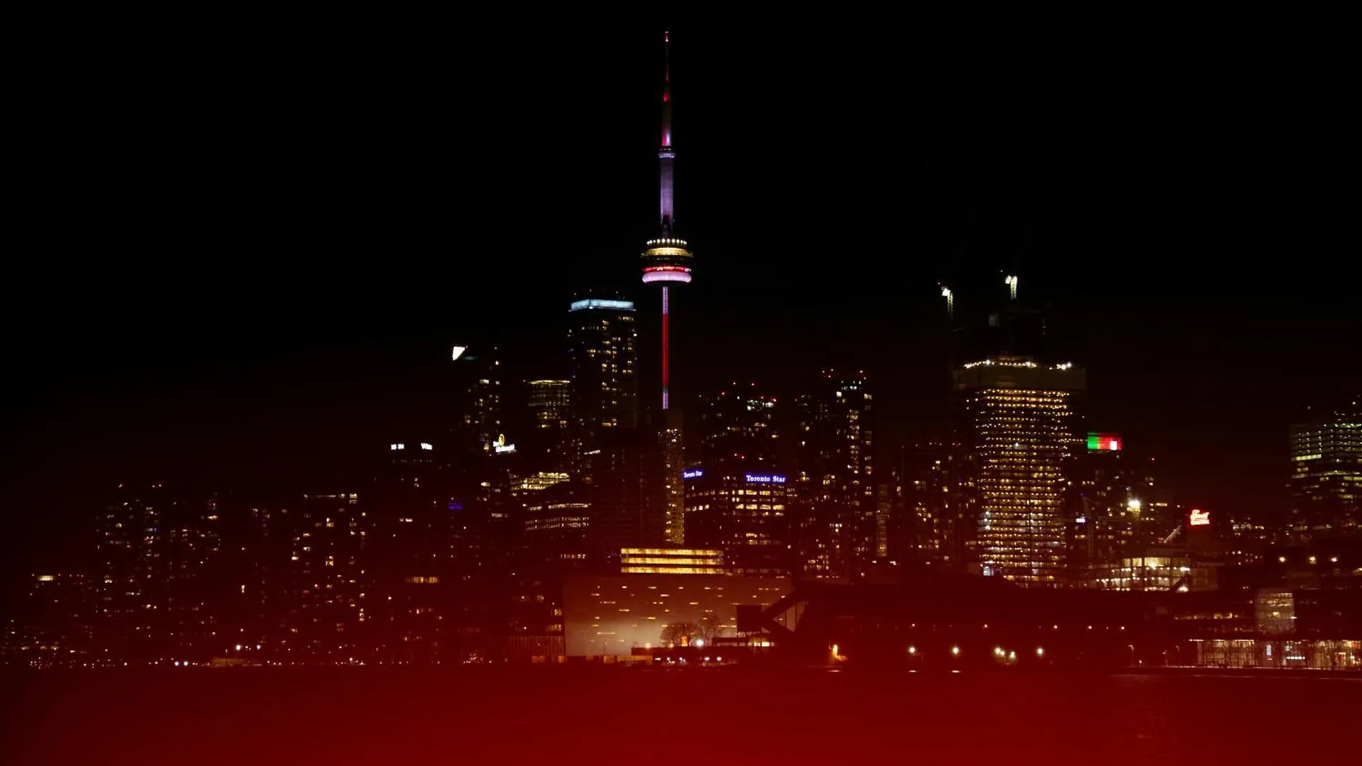 Modern Stylish Condo - 5 Min From Cn Tower Toronto